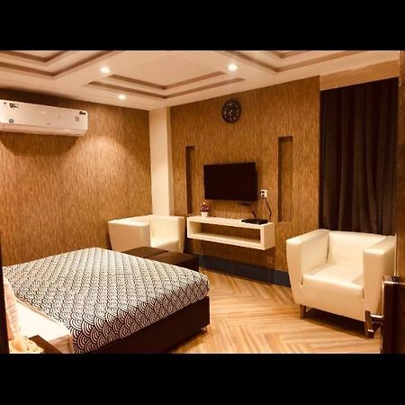 Hotel Platinum Lahore Exterior foto