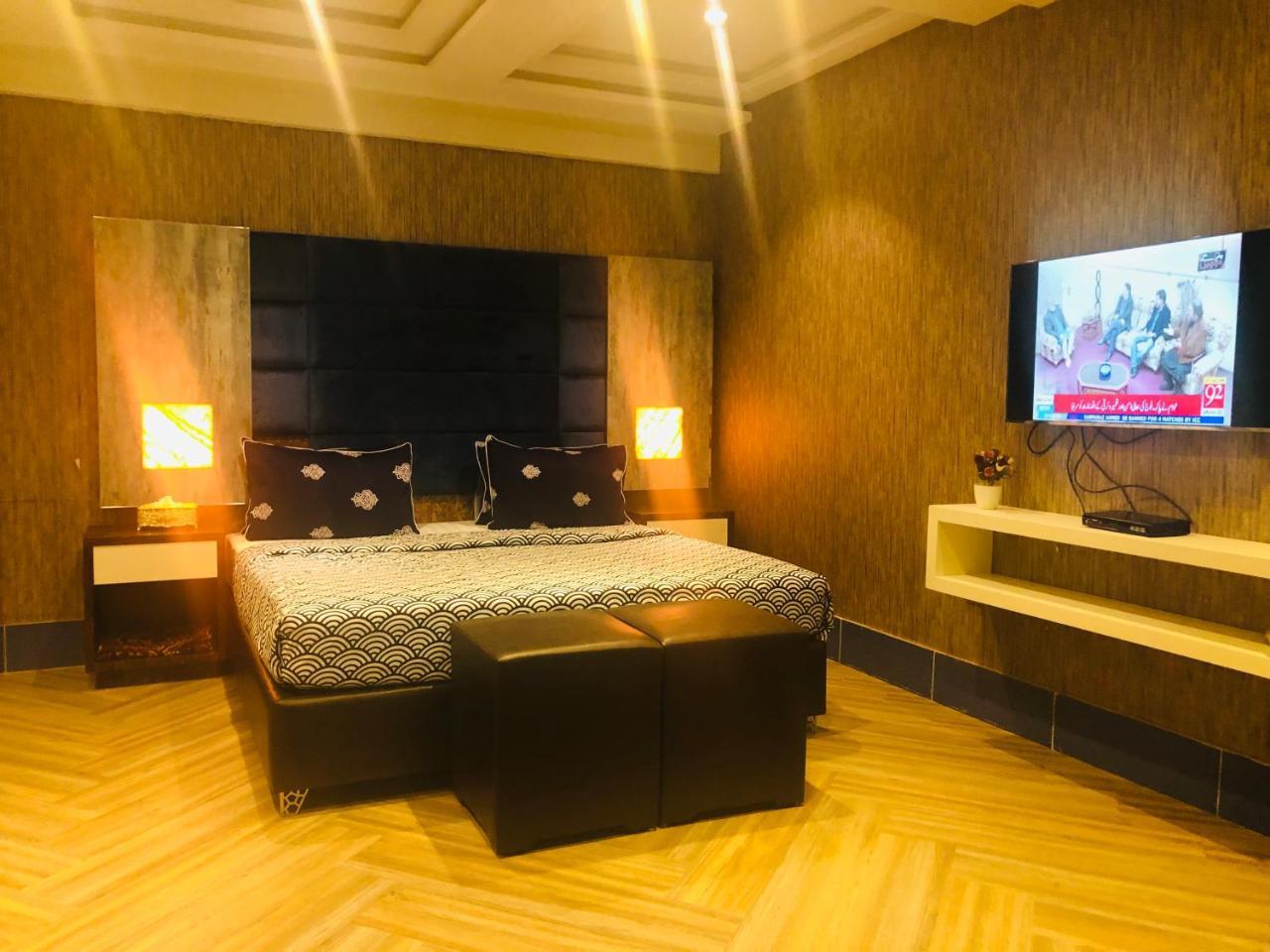 Hotel Platinum Lahore Exterior foto